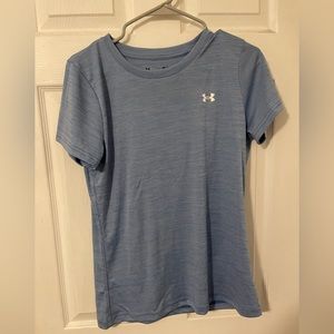 Blue Under Armour t-shirt